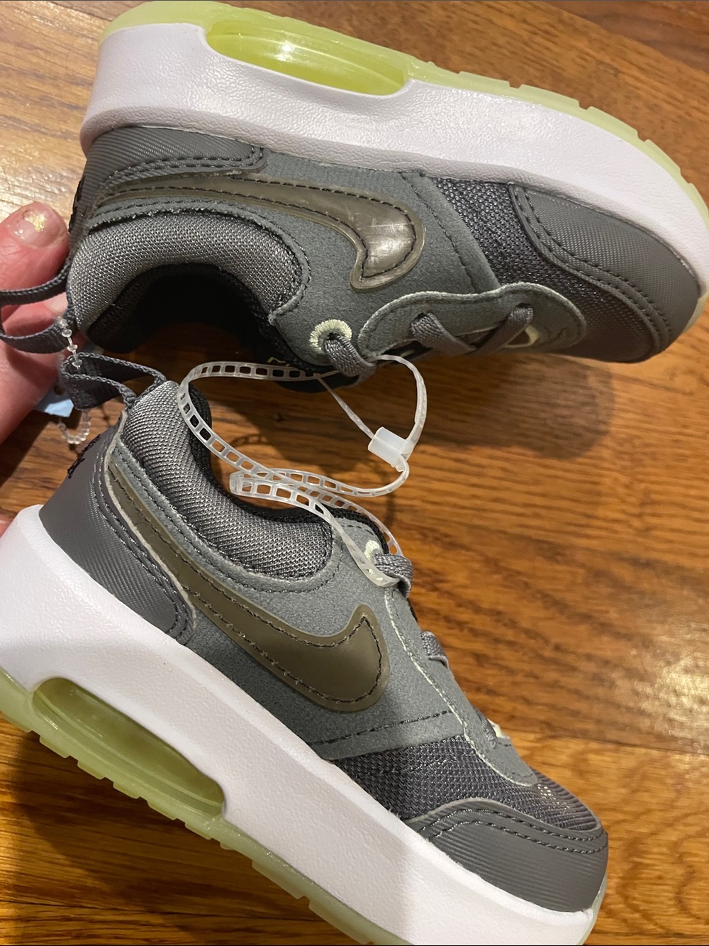 Nike Airmax Motif Kids Olive Gray and lime Low-Top Sneakers - Picture 4 of 6
